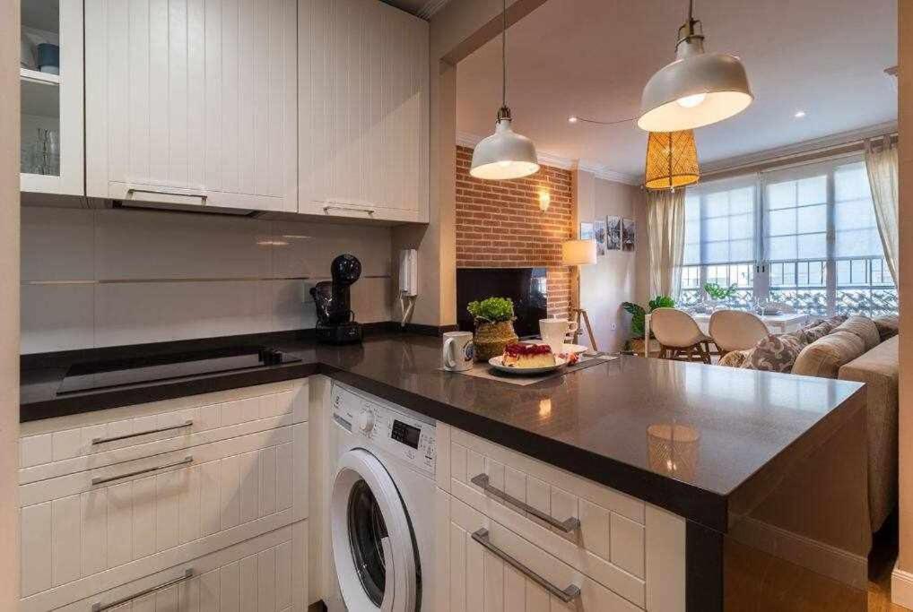 3 Apartamento En Estadio Sevilla 8 Plazas 3 Hab Y Metro Ngoại thất bức ảnh