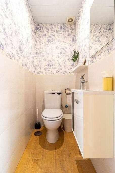 3 Apartamento En Estadio Sevilla 8 Plazas 3 Hab Y Metro Ngoại thất bức ảnh