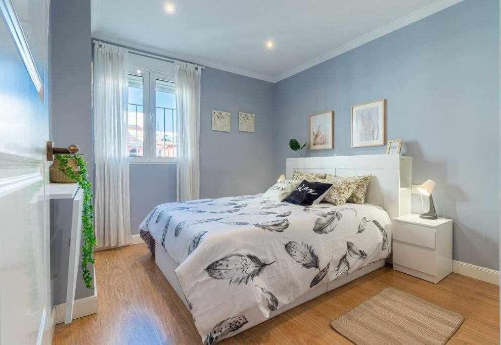 3 Apartamento En Estadio Sevilla 8 Plazas 3 Hab Y Metro Ngoại thất bức ảnh