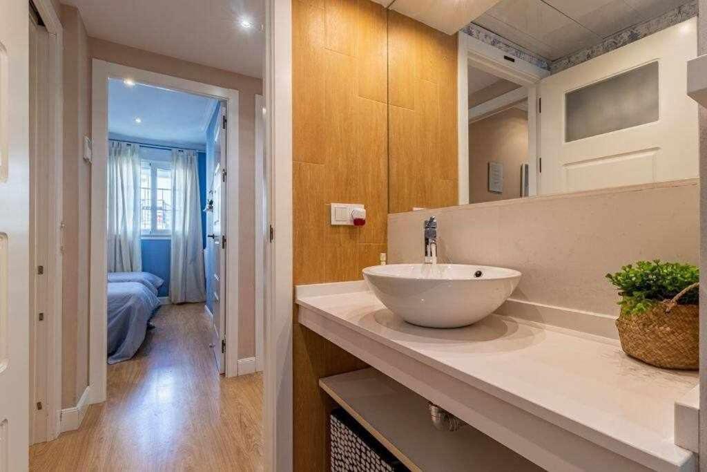 3 Apartamento En Estadio Sevilla 8 Plazas 3 Hab Y Metro Ngoại thất bức ảnh