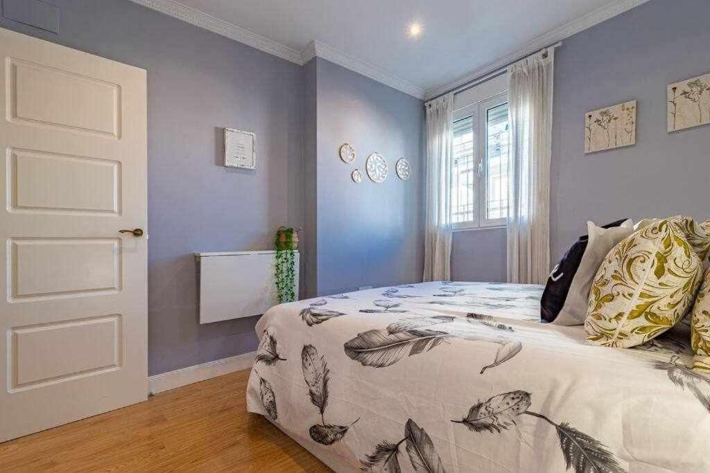 3 Apartamento En Estadio Sevilla 8 Plazas 3 Hab Y Metro Ngoại thất bức ảnh