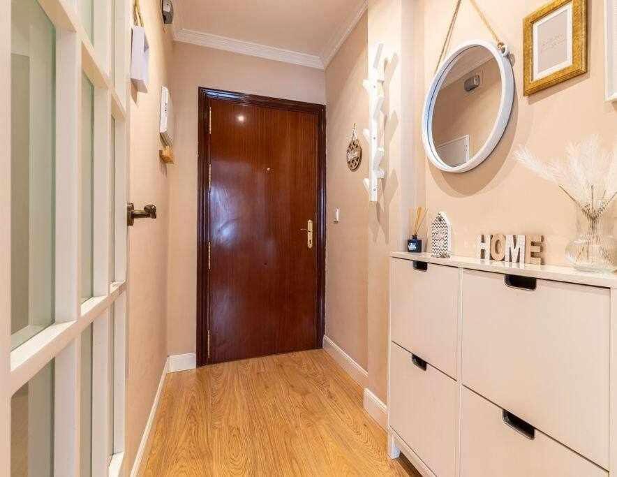 3 Apartamento En Estadio Sevilla 8 Plazas 3 Hab Y Metro Ngoại thất bức ảnh